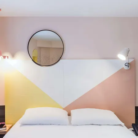 Hotel Ibis Styles Paris Gare De L'Est Tgv Exterior foto